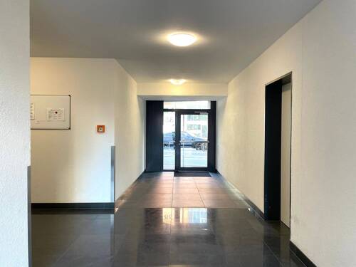 Treppenhaus Eingang - 