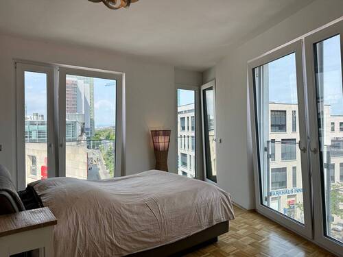 Schlafzimmer - 2 Zimmer Etagenwohnung zum Kaufen in Offenbach am Main