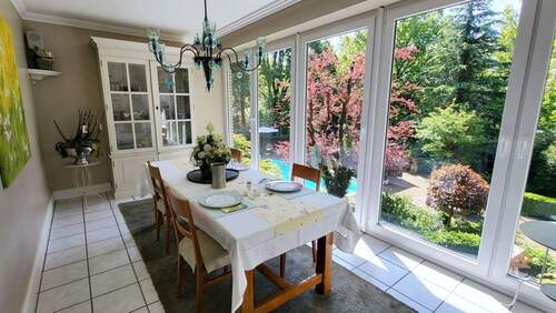 Esszimmer Hauptwohnung - 