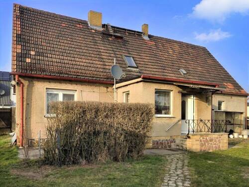 Ansicht Rückseite, Eingang - Einfamilienhaus mit 112,00 m&sup2; in Rackwitz zum Kaufen