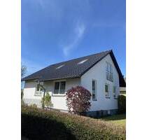 Freistehendes Einfamilienhaus mit Garten und Garage - Flensburg Westliche Höhe