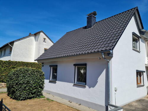 Bild 2 - 4 Zimmer Einfamilienhaus zur Miete in Gelnhausen