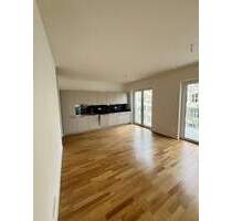 3 Zimmer mit Wohnküche und ein großer Balkon - Berlin Spandau