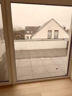 Terrasse - 4 Zimmer Terrassenwohnung in Kaarst