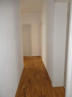 Flur - 2 Zimmer Etagenwohnung in Leipzig