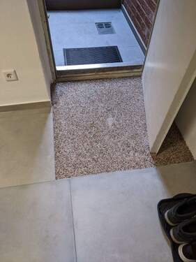 Ausgang in den Garten.jpg - 