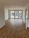 Wohnzimmer - 4-Zimmer-Wohnung mit Balkon! - 1.145,00&nbsp;EUR Kaltmiete, ca.&nbsp; 114,00&nbsp;m&sup2;&nbsp;Wohnfl&auml;che