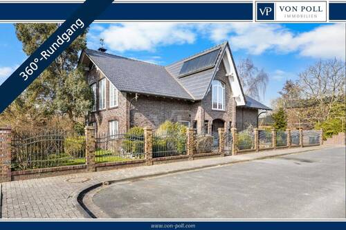 Titelbild - Großzügiges Einfamilienhaus mit 386 m² Wohnfläche, Wintergarten, 5 Zimmern und 100-m²-Galerie