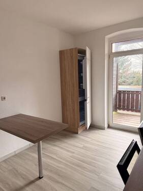 Einbauküche - 2 Zimmer Etagenwohnung zur Miete in Altenburg