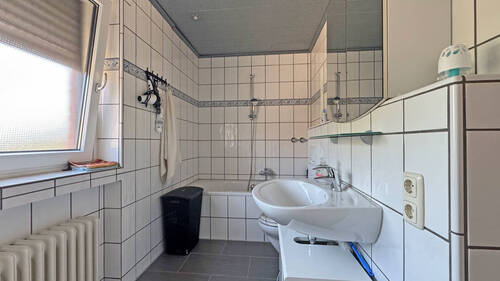 Badezimmer im OG - 