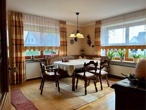 Essen EG - 6 Zimmer Einfamilienhaus in Adelsdorf