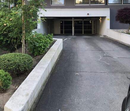 Bild 2 - Garage, Stellplatz zum Kaufen in Nürnberg