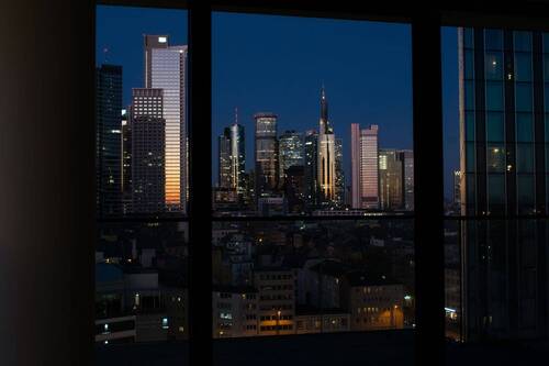Ausblick Skyline - 3 Zimmer Etagenwohnung in Frankfurt am Main