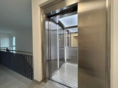 Aufzug bis in die Tiefgarage - 