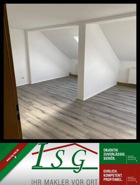 Wohnzimmer - AB 01.07.2026 - 3-Raum Wohnung mit EBK am Campus - ideal als 2er WG