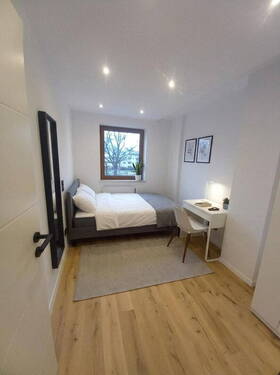Zimmer 2 - 