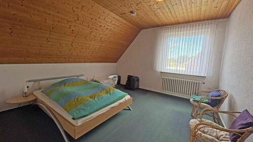 Schlafzimmer Dachgeschoss - 