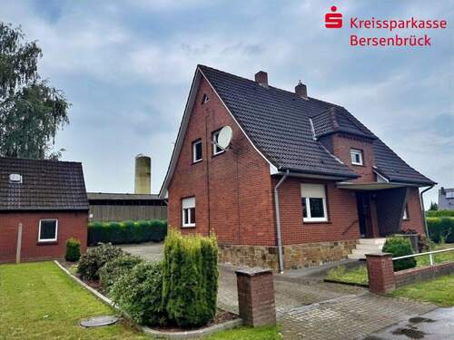 Straßenansicht - 7 Zimmer Mehrfamilienhaus, Wohnhaus zum Kaufen in Bramsche