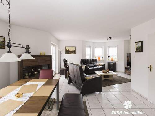 Wohn- und Esszimmer - 