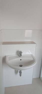 Waschbecken inkl Ablage - 