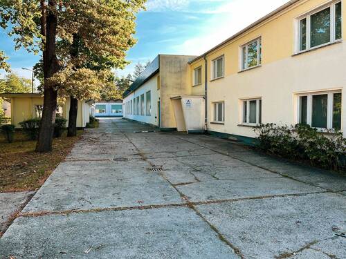 Ansicht - Halle zum Kaufen in Bernsdorf