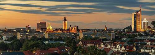 Leipzig_Skyline_k23.jpg - Top-Investment Nähe Innenstadt - Mieteinnahmen von 190 T€ + Neubauprojekt mit 3 Häusern und 14.700 BGF