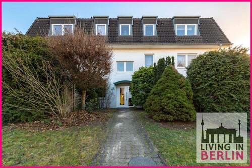 Hausansicht - Doppelte Outdoor-Freude: Stilvolle 4-Zimmer-Wohnung mit zwei Terrassen!!