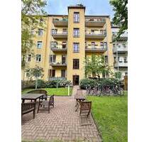 3-Zimmer-Dachgeschosswohnung mit Aufzug und Balkon in der Nähe der Elbwiesen - Dresden Johannstadt-Nord