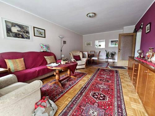 Wohnzimmer - Etagenwohnung mit 92,00 m² in Haan zum Kaufen