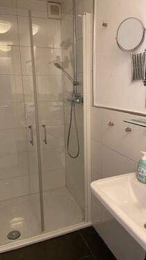 17 Dusche - 