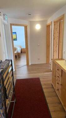 28 Flur - 
