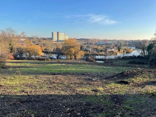 Blick auf die Trave.jpg - Neubau direkt an der Trave - 916.000,00&nbsp;EUR Kaufpreis, ca.&nbsp; 122,00&nbsp;m&sup2;&nbsp;Wohnfl&auml;che