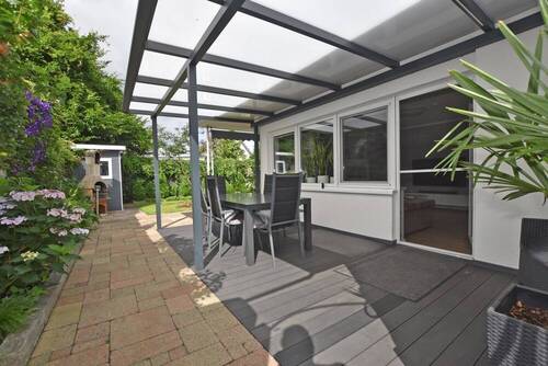 Überdachte Terrasse - 3 Zimmer Bungalow in Hamburg Rahlstedt