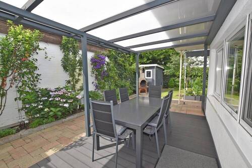 Überdachte Terrasse - Bungalow mit 100,20 m² in Hamburg Rahlstedt zum Kaufen
