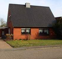 Freistehendes Einfamilienhaus mit 6 Zimmern und großem Grundstück in 26802 Moormerland - Warsingsfehn - Leer Heisfelde