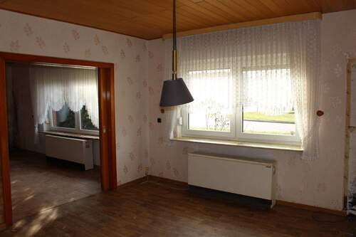 Bild 2 - 6 Zimmer Einfamilienhaus zum Kaufen in Leer