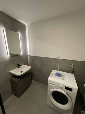 3cc6d33e-6501-4a51-bec3-1335cbeeb901 - 