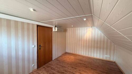 Schlafzimmer Dachgeschoss Haupthaus - 