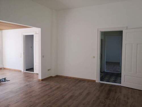 großes Wohnzimmer - 4 Zimmer Terrassenwohnung zur Miete in Wittmund