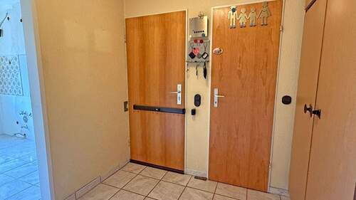 Flur - 3 Zimmer Etagenwohnung zum Kaufen in Moers