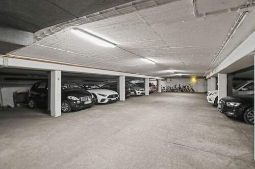 Tiefgarage - 