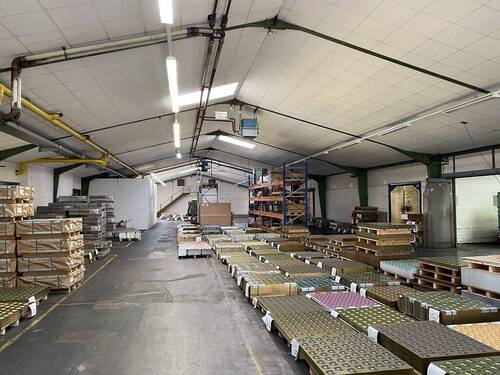 Lager- & Produktionshalle - 