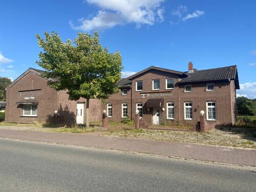 Bestandsgebäude - Grundstück zum Kaufen in Ratekau