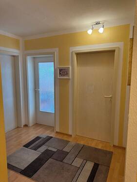 Flur - Etagenwohnung mit 77,90 m² in Erfurt zum Kaufen