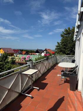 Balkon (Zugang über Wohnzimmer) - 