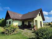 Grosse gepflasterte Terrassenfläche - Mehrfamilienhaus, Wohnhaus mit 153,00 m² in Tauche OT Lindenberg zum Kaufen