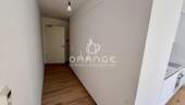 Flur mit Einbauschrank - 