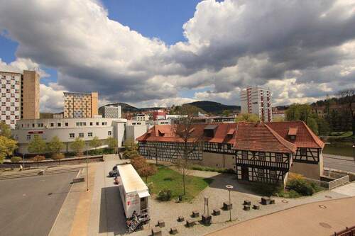 Wohngebiet - Etagenwohnung mit 54,30 m&sup2; in Suhl zur Miete