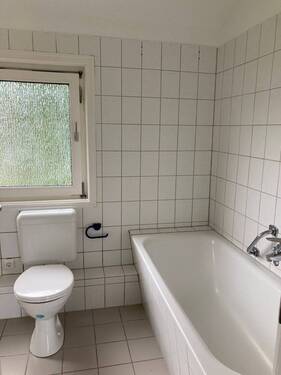 Badezimmer - Etagenwohnung mit 51,60 m&sup2; in Salzgitter zur Miete
