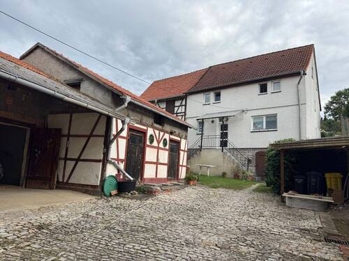 Innenansicht - Hof - Einfamilienhaus mit Entwicklungspotenzial im Erfurter Umland